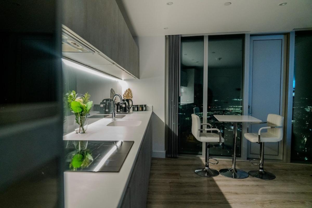 Luxury 2 Bed Penthouse With Stunning Views In Manchester City Centre Exterior foto